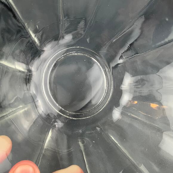 Vintage Clear Glass Petal Edge Serving Bowl Large Floral Shape 9x3.5 - Picture 5 of 5